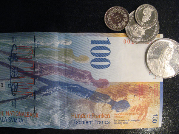 dinero suizo billetes suizos