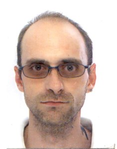 La policia cantonal del Valais con sede en Sion dio a conocer esta imagen de un ciudadano español pidiendo ayuda del público para esclarecer su muerte.